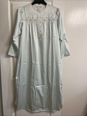 Oscar de la Renta Pink Label Vintage Nightgown Satin with Lace Detail